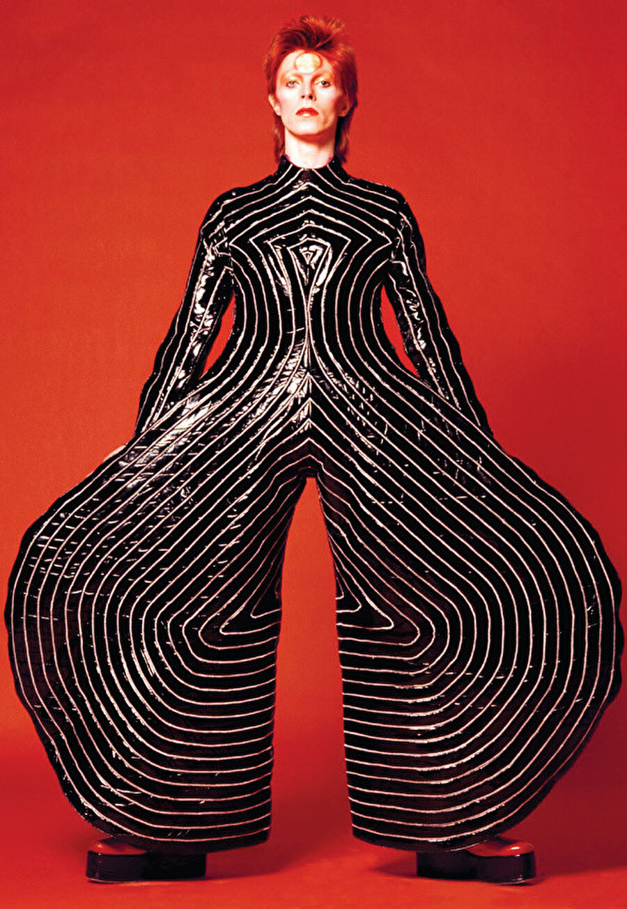 Kahraman olabiliriz, sadece bir gün için. David Bowie