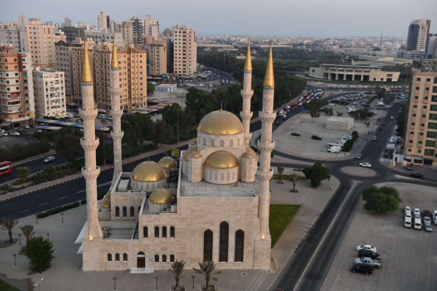 Altın Camii
