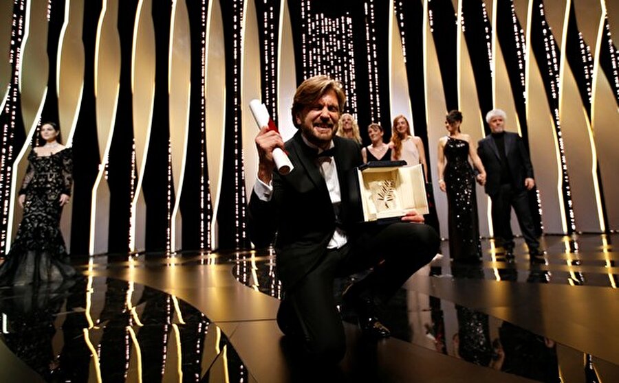 Altın Palmiye: The Square – Ruben Östlund